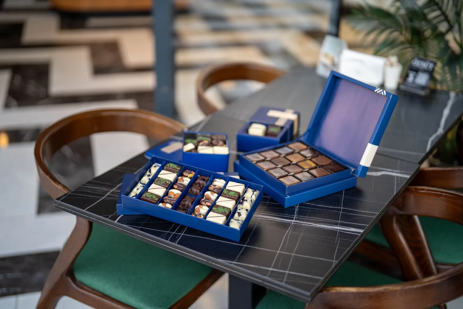 How to Choose Chocolate for a Gift